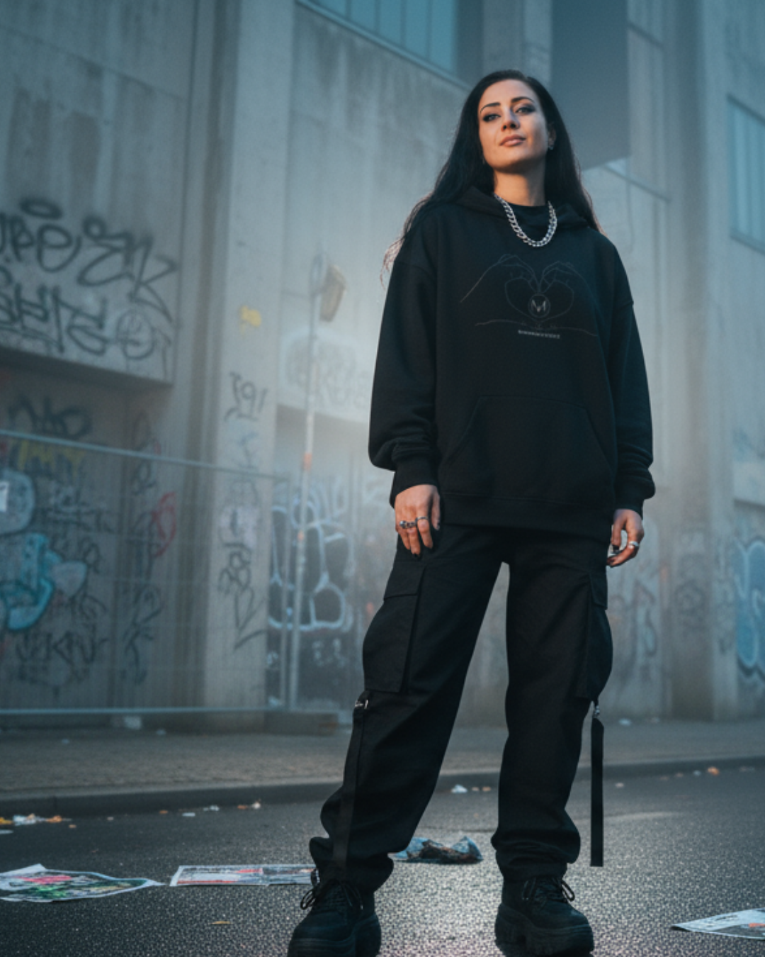 Unisex – Oversize Hoodie – Hände Herz Logo Print – Frontprint