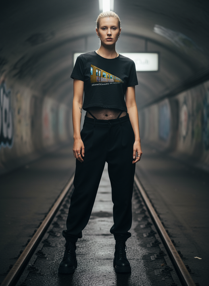 Ladies Cropped Tee – Minimal Vibes Berlin Techno Streetwear